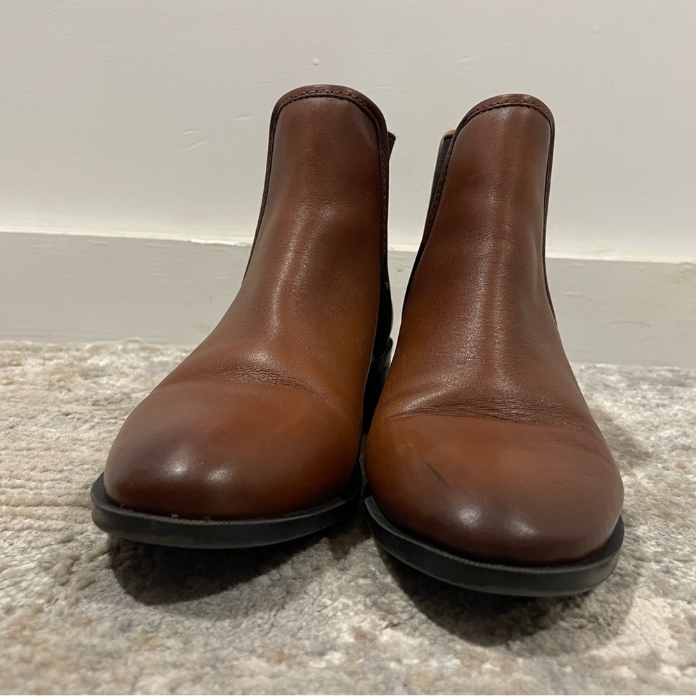 Steve Madden Dares Chelsea Boots Cognac Brown Leather With Black Accent Size 8.5 - Picture 4 of 12
